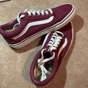 Maroon Vans women’s size 8